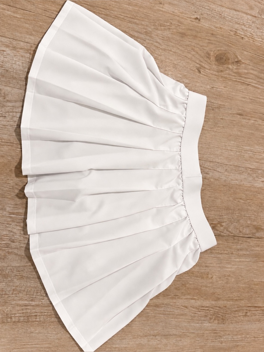 ALO Yoga Varsity Tennis Skirt – White – Size Small